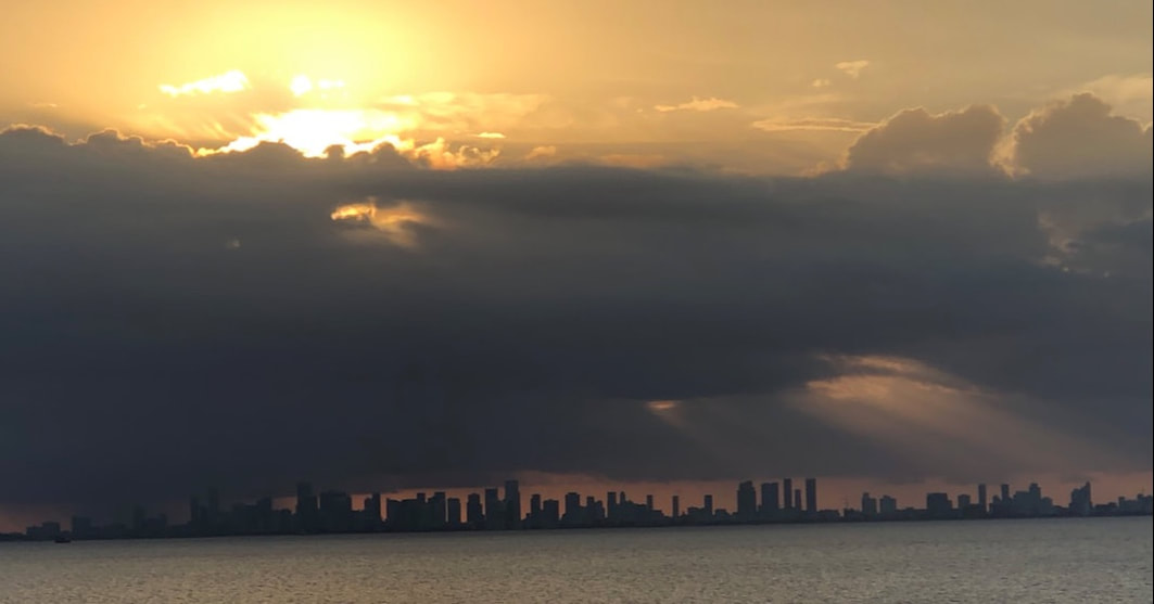 Miami skyline sunset zonsondergang Holland America Line cruise MS Oosterdam