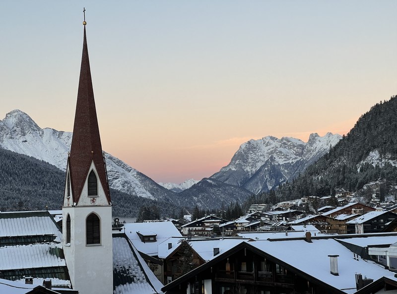 Seefeld inTirol wintersport blauwe pistes kinderen beginners TUI Hotel Alte Schmiede Oostenrijk